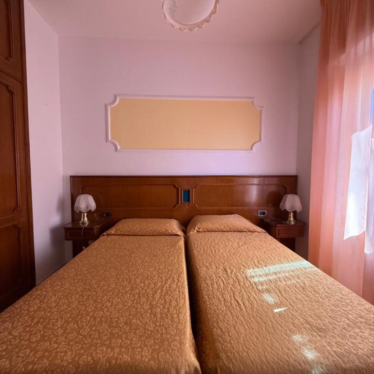 Grifone Hotel - Camera Quadrupla Classic - 2