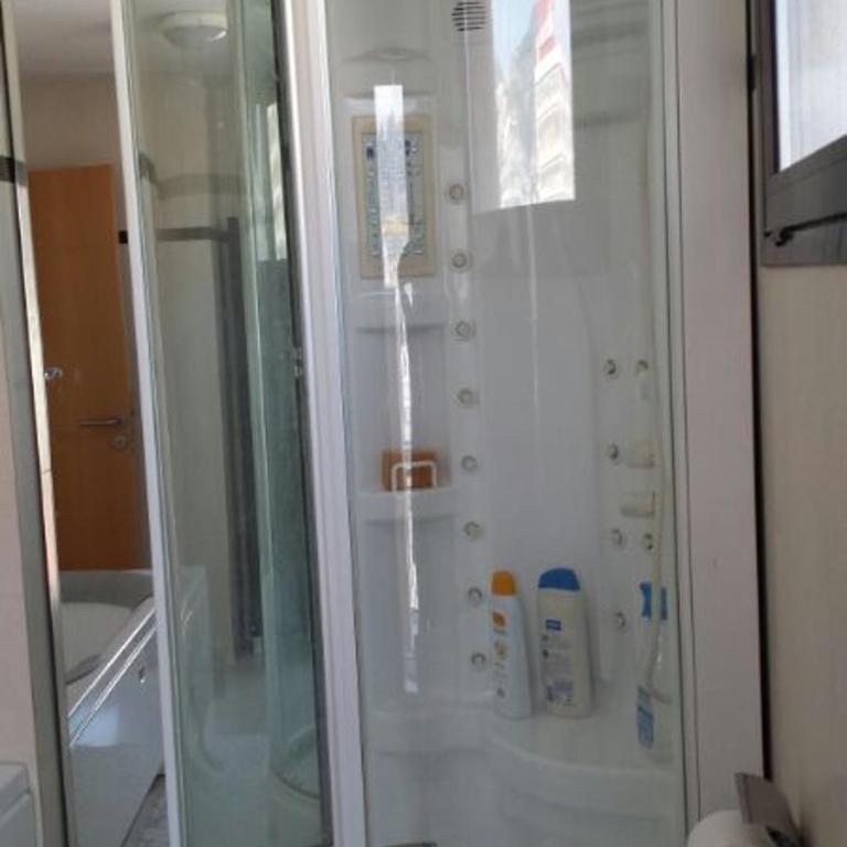 Piso de lujo en centro Santa Cruz. - Apartamento de 2 dormitorios - 13