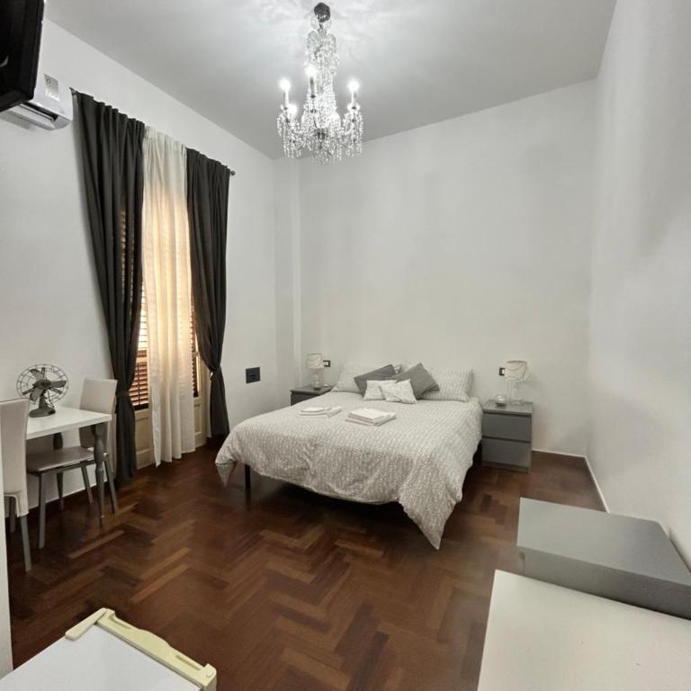 B&B Paolo e Mariella - Camera Matrimoniale/Doppia con Letti Singoli con Bagno Privato - 1