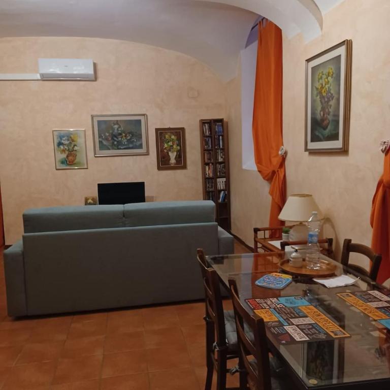 Luminosa e accogliente casa Centro Storico - Appartamento con 1 Camera da Letto - 13