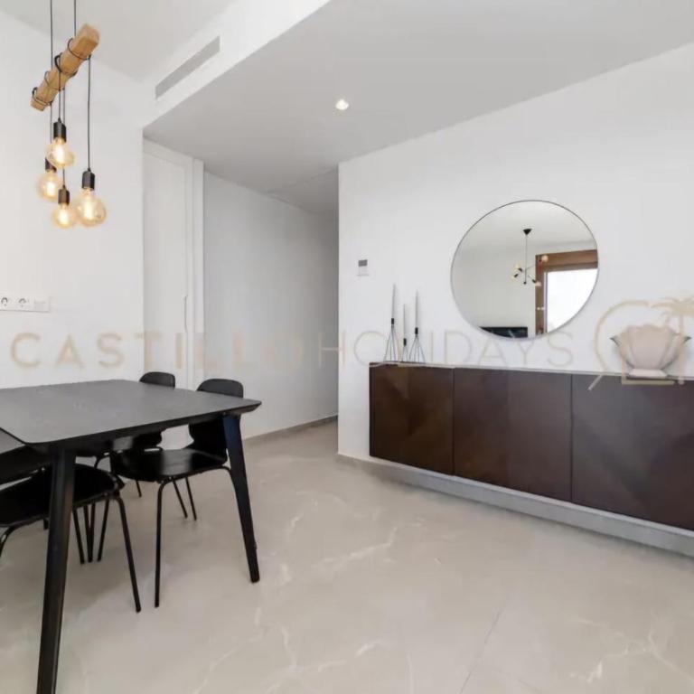Luxury Penthouse - Rooftop Pool - 100m to the Sea - Two-Bedroom Apartment with Balcony and Terrace - 13