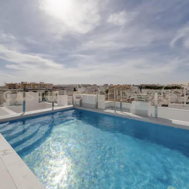 Luxury Penthouse - Rooftop Pool - 100m to the Sea - Two-Bedroom Apartment with Balcony and Terrace - 26