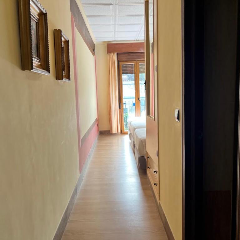 Hotel Pinomar - Suite Junior Familiar Triple - 5