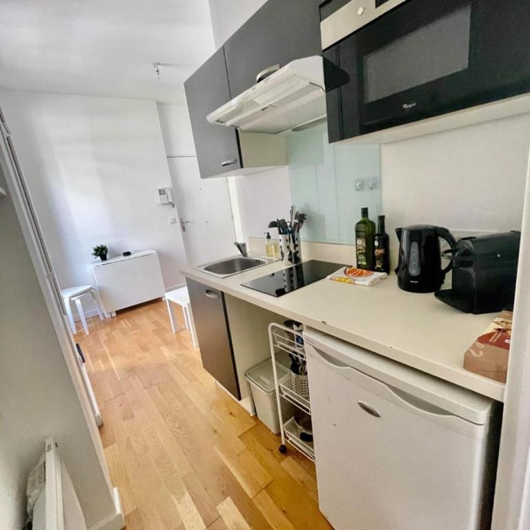 Nice two-rooms with balcony in Nice - Appartement - 3
