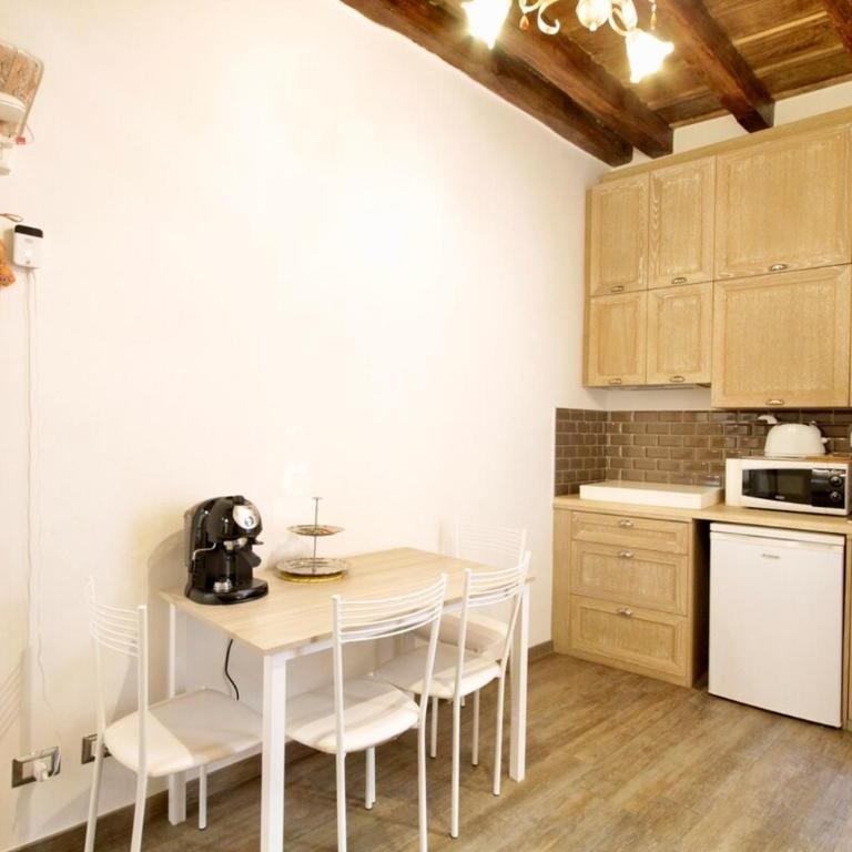 HC - In the heart of Campo de' Fiori - Appartamento (2-3 Adulti) - Via Del Pellegrino 75 - 18