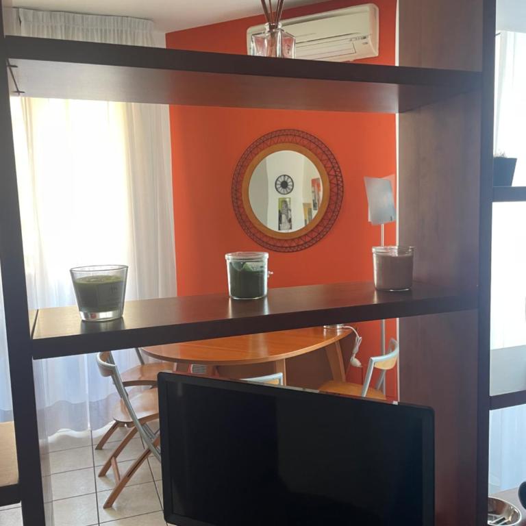 Goodluck - One-Bedroom Apartment - 16