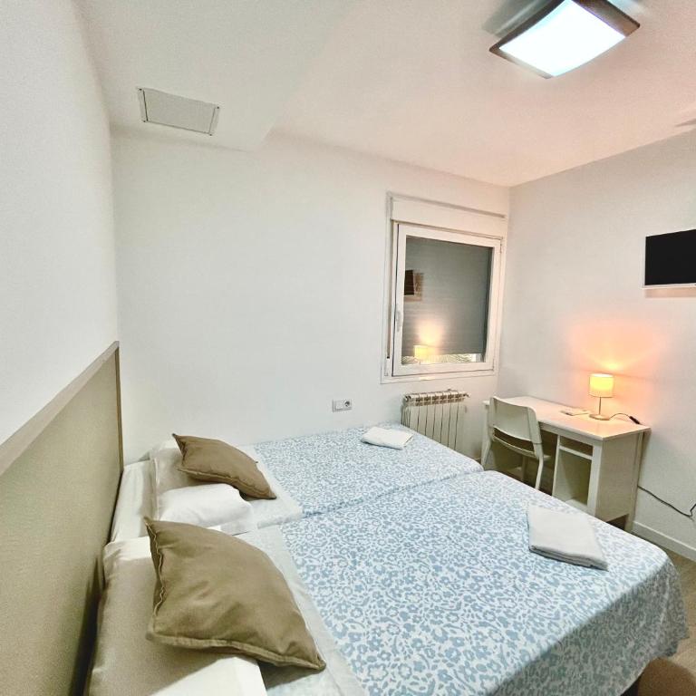 HOSPEDAJE LA PAZ - Standard Twin Room with Shared Bathroom - 1