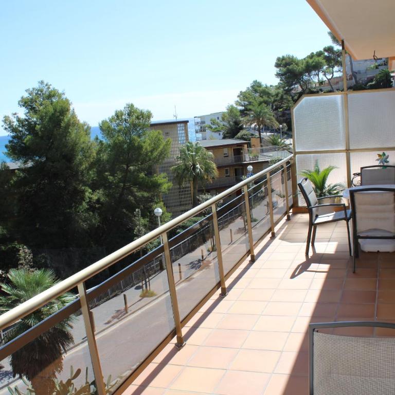 Residentium Spain-Rosemari - Three-Bedroom Apartment - 17