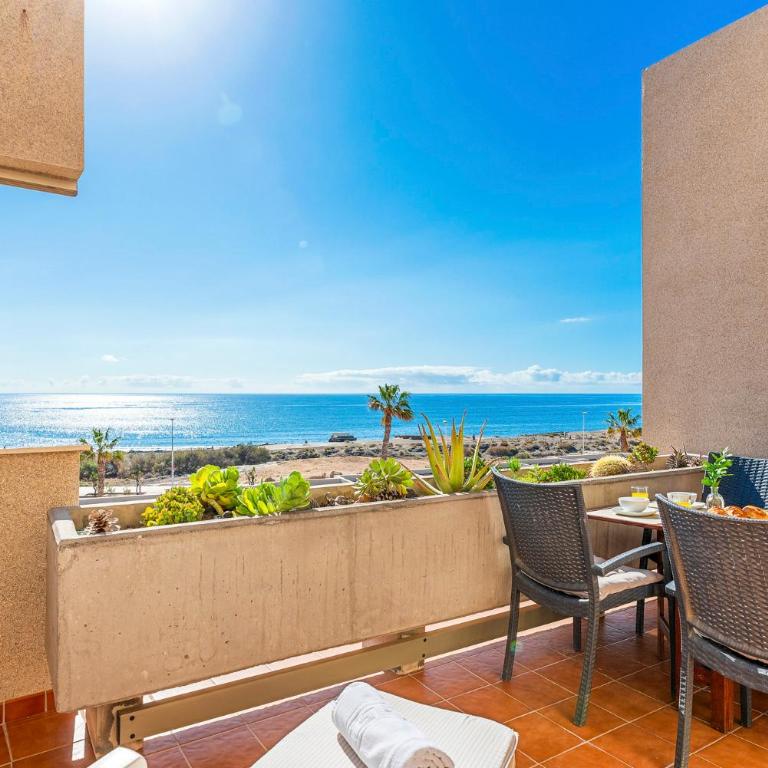 MEDANO4YOU Atlantic Sunrise Holiday Home - Apartamento de 2 dormitorios con terraza y vistas al mar - 14