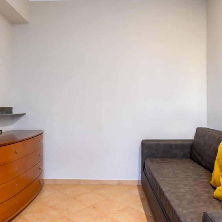 Crosti Apartments - Appartamento con Balcone - 27