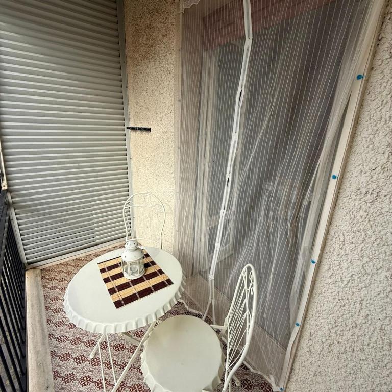 La maison di Lilli - Appartamento con 2 Camere da Letto e Terrazza - 10