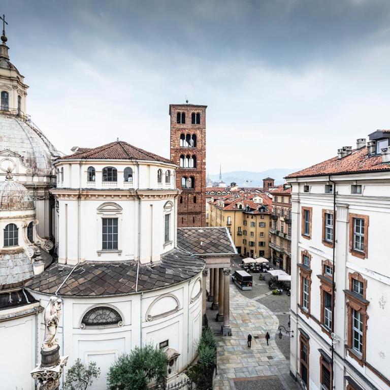 Attico con vista sulla Consolata - One-Bedroom Apartment - 18