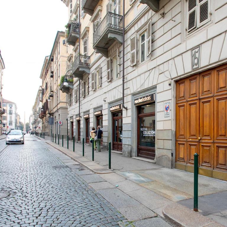 Attico con vista sulla Consolata - One-Bedroom Apartment - 22