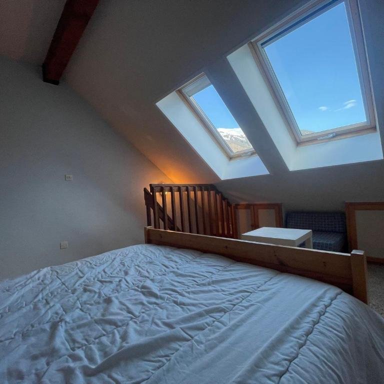 Studio duplex lumineux au centre de Samoëns avec parking - FR-1-624-58 - Studio - 13