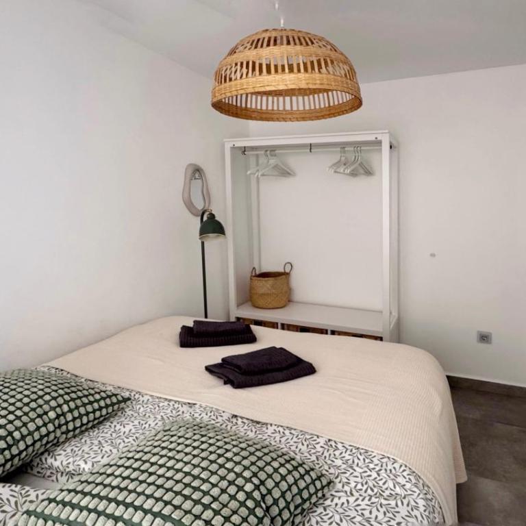 Sant Vicent 10 Old Town apt - Two-Bedroom Deluxe Apartment - 21