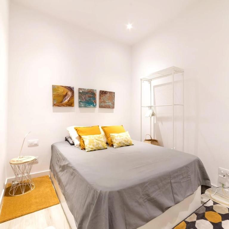 Cozy Studio in Malasaña 2 PAX - One-Bedroom Apartment - 1