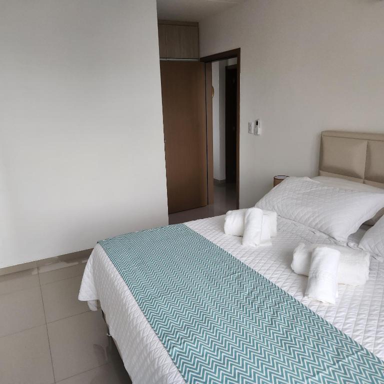 Departamento de Lujo - Habitación Familiar con terraza - 12