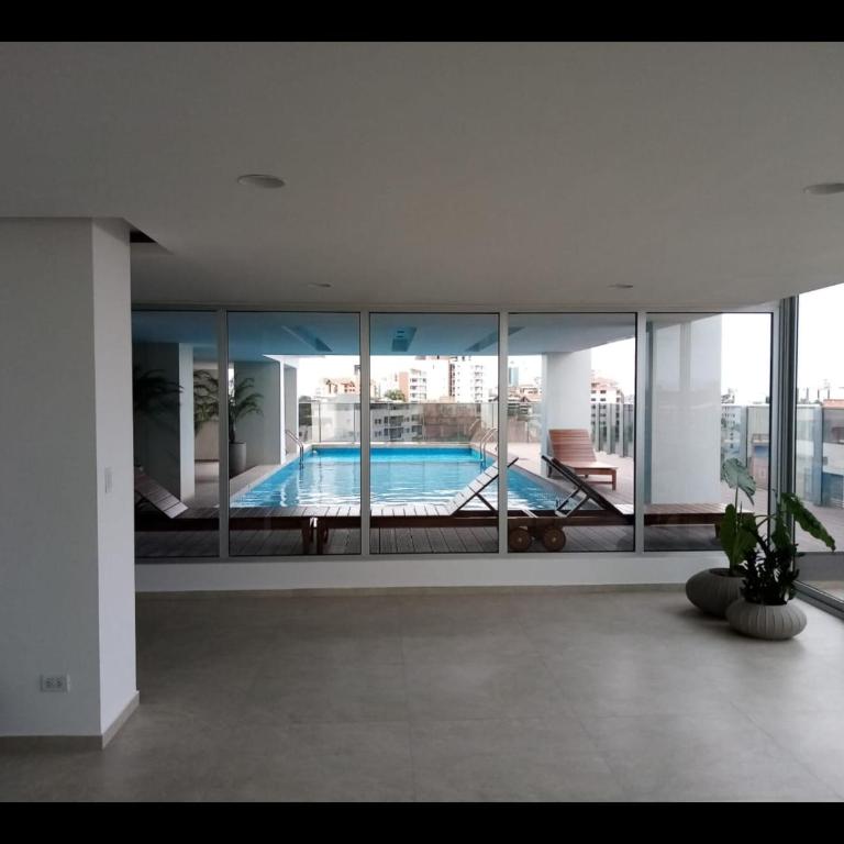 Departamento de Lujo - Habitación Familiar con terraza - 7