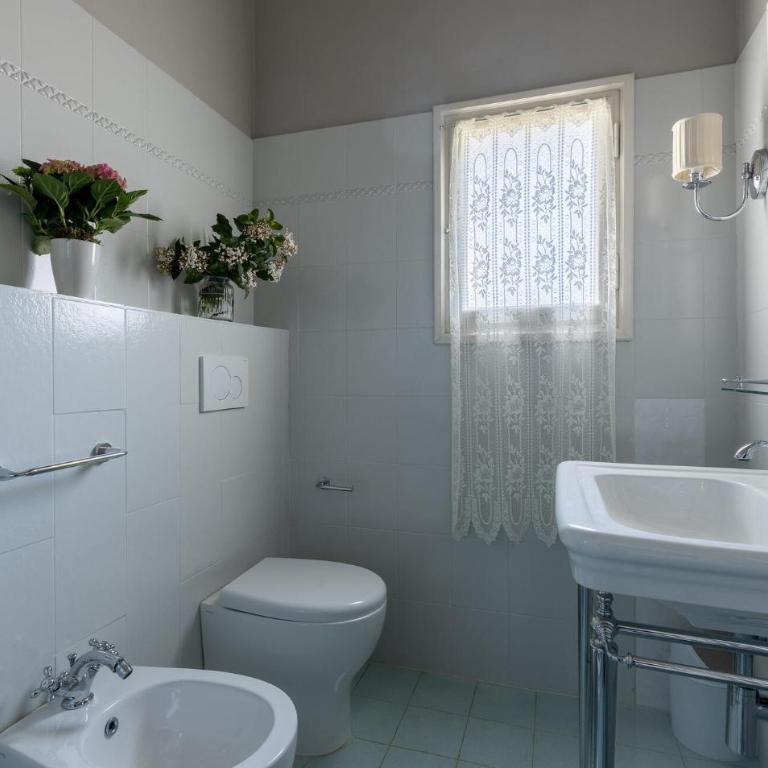 Awesome Home In Capannori With Wifi - Casa Vacanze con 7 Camere da Letto - 36