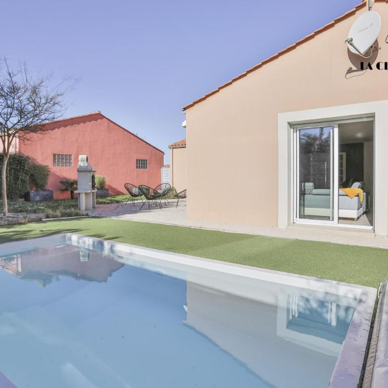 Villa LS - Agreable Villa avec piscine et jacuzzi - Villa avec Piscine Privée - 3