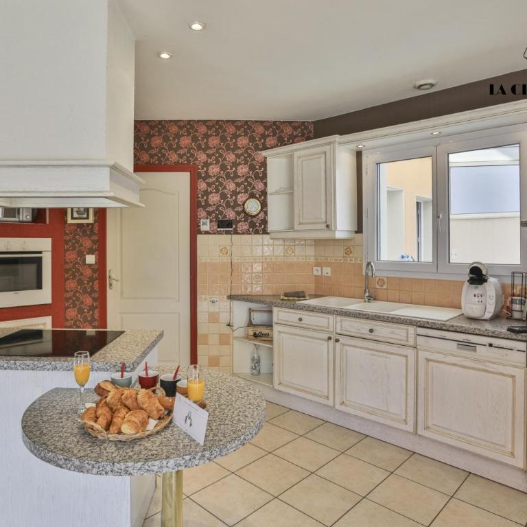 Villa LS - Agreable Villa avec piscine et jacuzzi - Villa avec Piscine Privée - 17