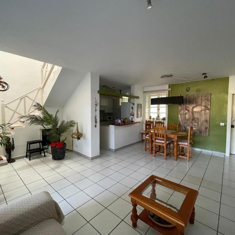 Harmony House Just 2min from the beach with a stunning terrace An Oasis - Apartamento de 2 dormitorios - 2