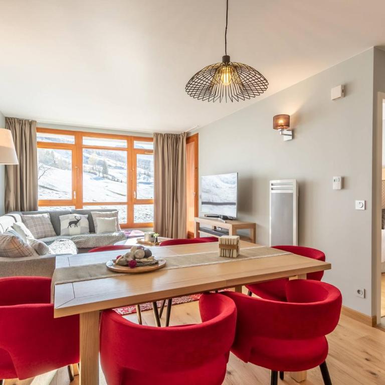 Appartement moderne 4 pièces avec piscine, spa, parking et accès direct aux pistes - FR-1-352-65 - Appartement (6 Adultes) - 2