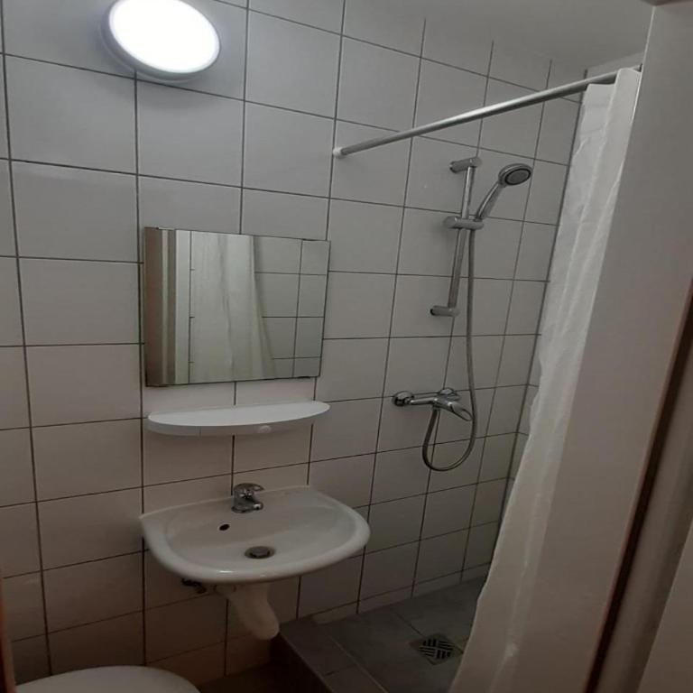 2-Rent Group Hostel Apartments SEN14 - Chambre Triple - 4