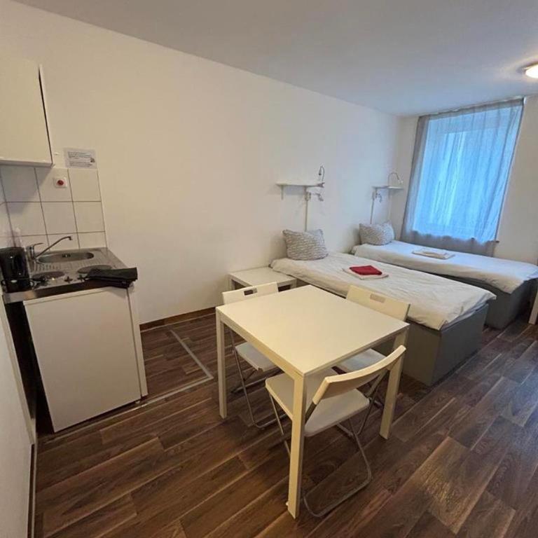 2-Rent Group Hostel Apartments SEN14 - Chambre Triple - 2
