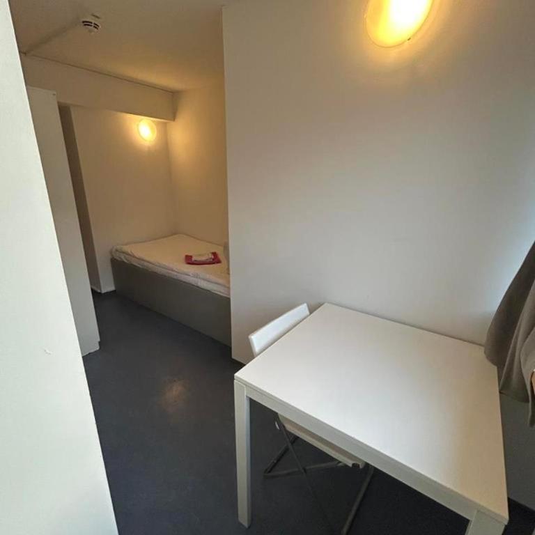 2-Rent Group Hostel Apartments SEN14 - Chambre Simple - 4
