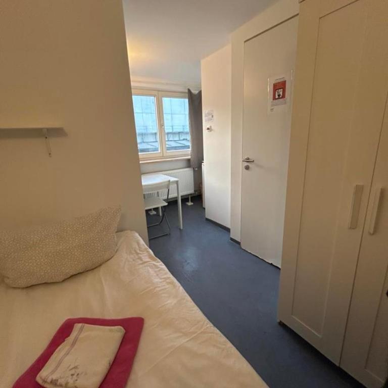 2-Rent Group Hostel Apartments SEN14 - Chambre Simple - 1