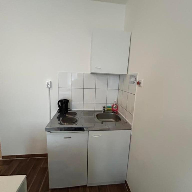 2-Rent Group Hostel Apartments SEN14 - Chambre Triple - 2