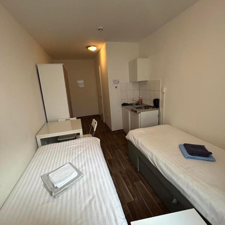 2-Rent Group Hostel Apartments SEN14 - Chambre Triple - 5