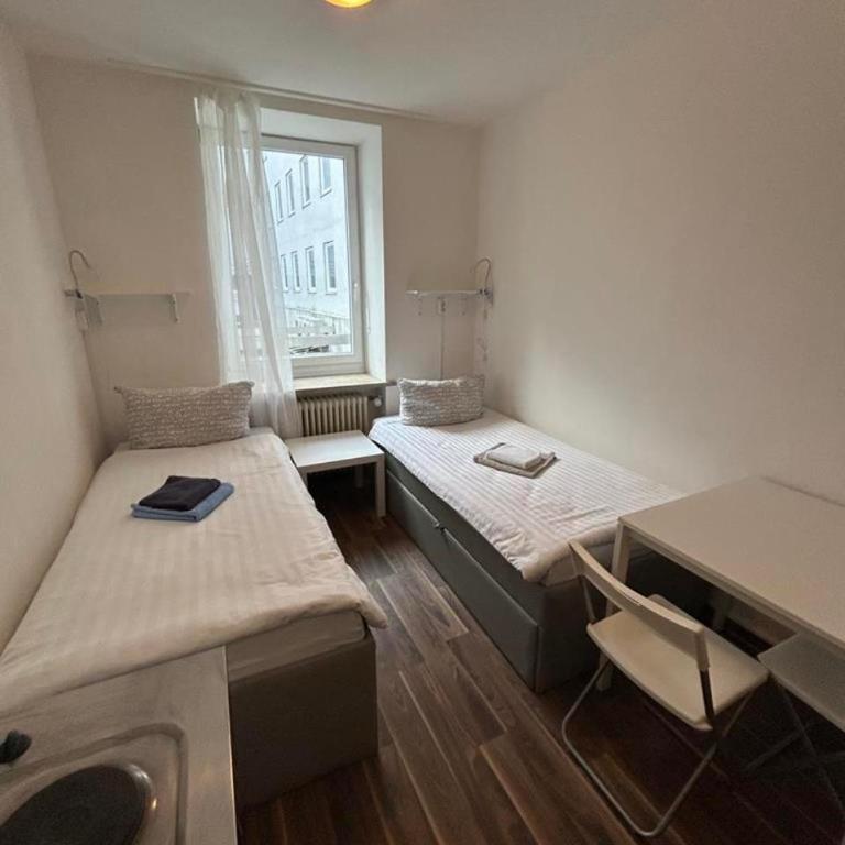 2-Rent Group Hostel Apartments SEN14 - Chambre Triple - 1