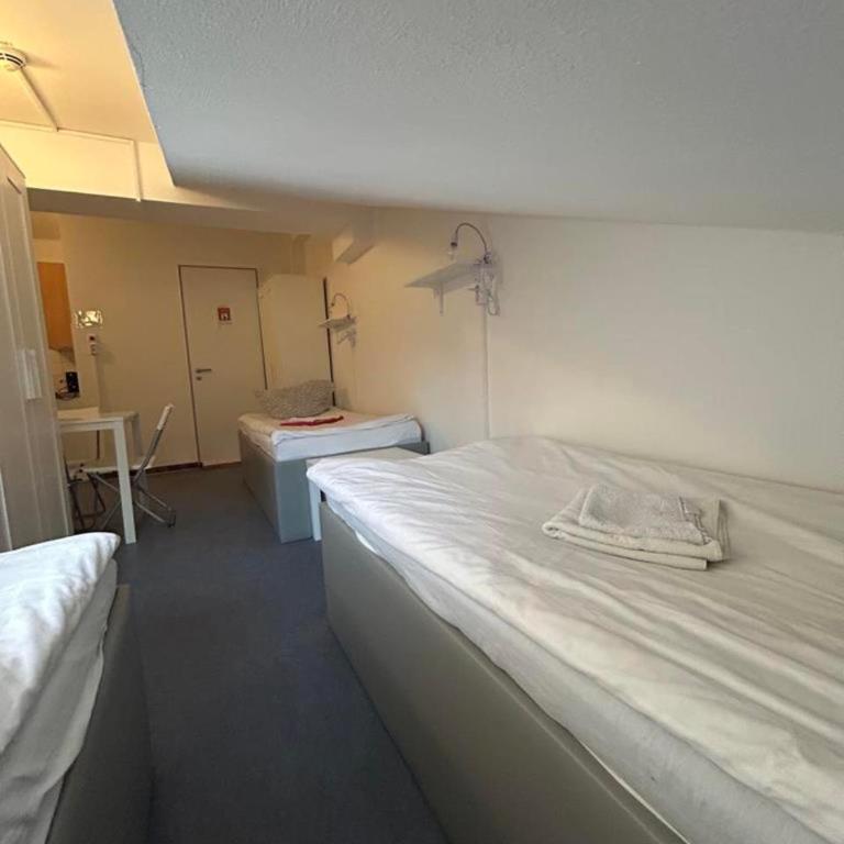 2-Rent Group Hostel Apartments SEN14 - Chambre Triple - 5