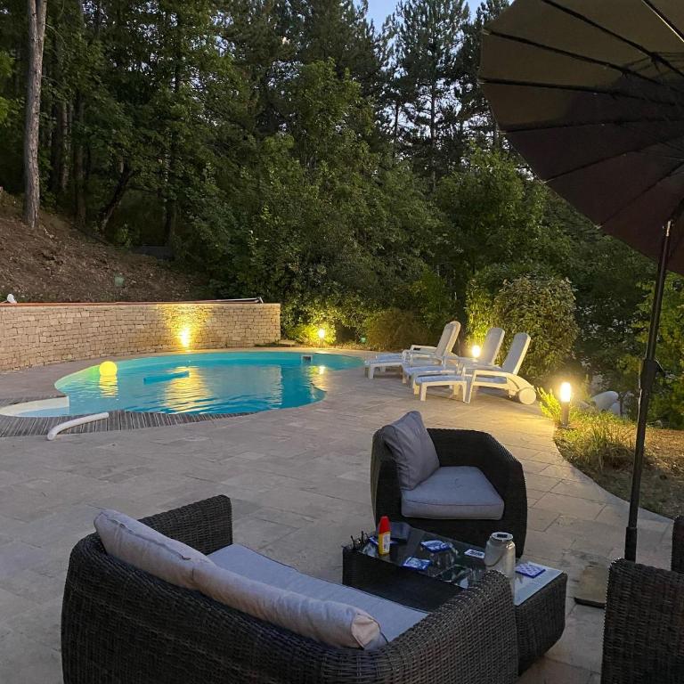 Oasis en Provence, piscine, pinède et vue splendide - Villa avec Piscine Privée - 5