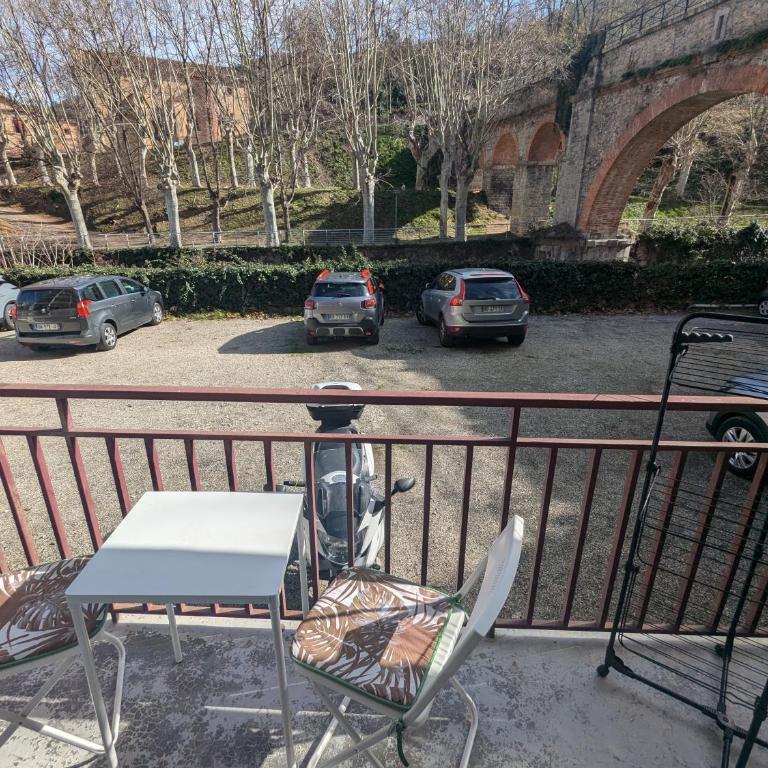 Studio Rue Castellane pour Cure ou Tourisme Vert à 2 min des Thermes - Appartement 1 Chambre - 14