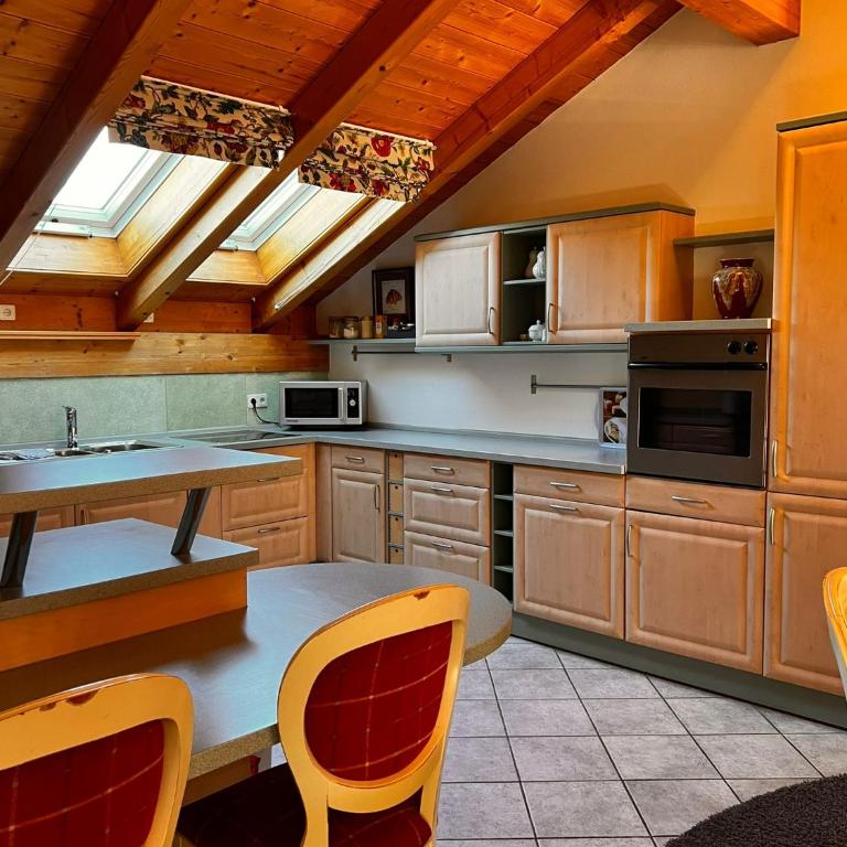 Ferienwohnung Kaiserblick Garmisch-Partenkirchen - Apartment mit 3 Schlafzimmern - 90