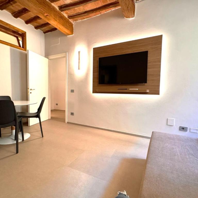 Modern Pendola Near the Duomo - One-Bedroom Apartment - 5