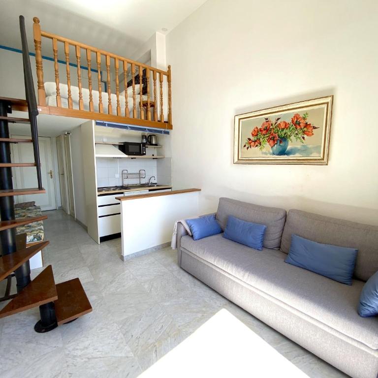 MARINE AP4445 By Riviera Holiday Homes - Studio - Vue sur Mer - 9