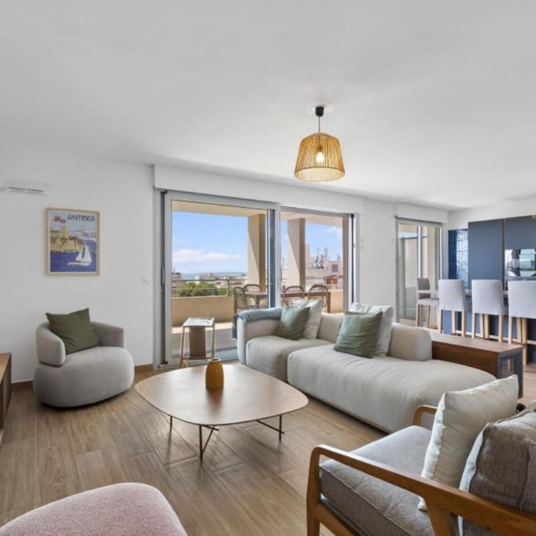 Le 701, Climatisé, toit terrasse vue mer, parking - Three-Bedroom Apartment - 1
