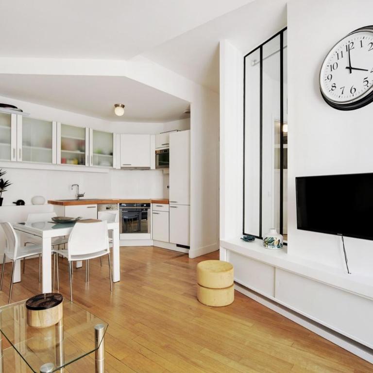 Moderne 3 pièces au coeur des Champs-Elysées - Apartamento de 2 dormitorios - 1