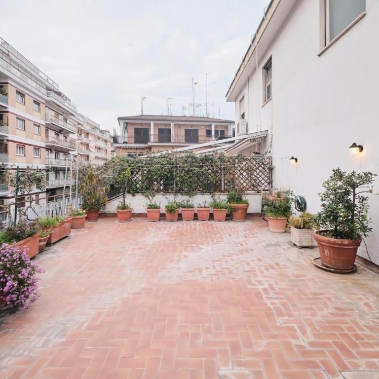 Penthouse 5 minutes from the Vatican - 5 bedrooms & 4 bathrooms - Appartamento Attico - 43