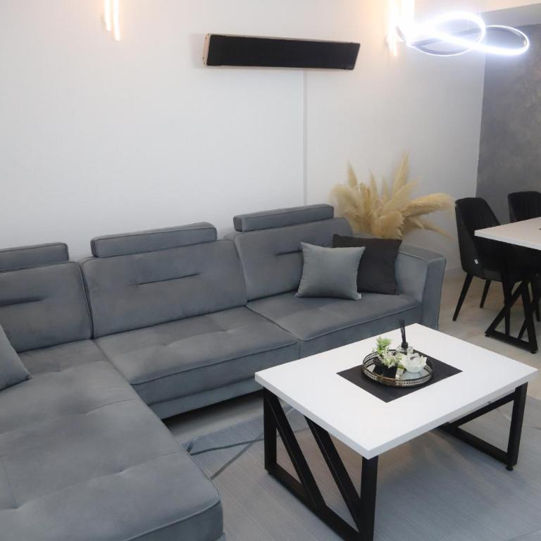 Mostar Comfort Suites with Free Parking - Two-Bedroom Apartment with Garden View - 29