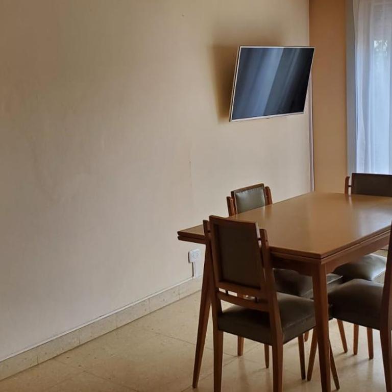Amplio depto con ubicación ideal - Edificio Buenos Aires - Apartamento de 2 dormitorios - 3