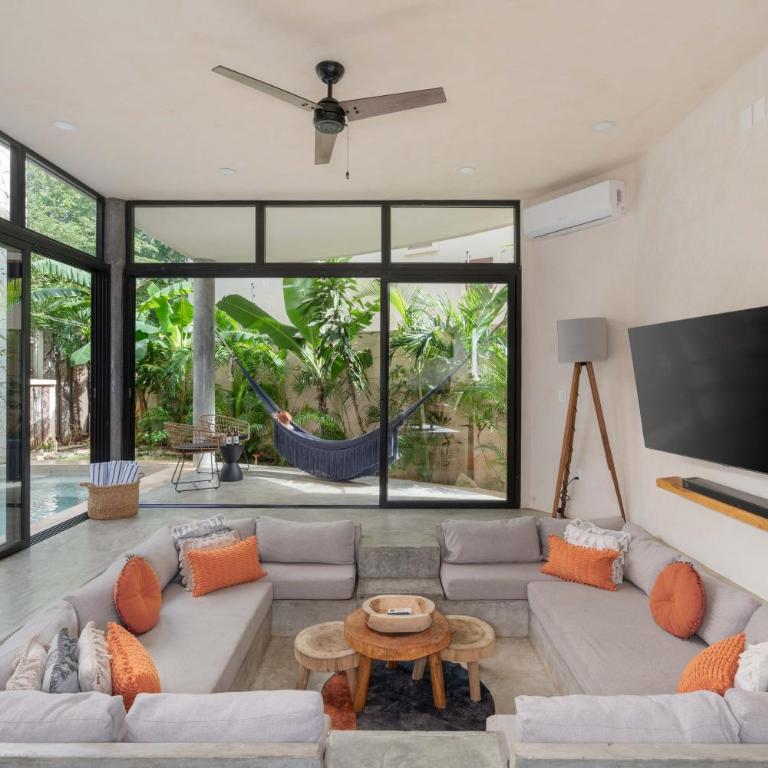 Bohemian Bliss Villa with Private Pool & Concierge 1A - Villa de 3 dormitorios - 2