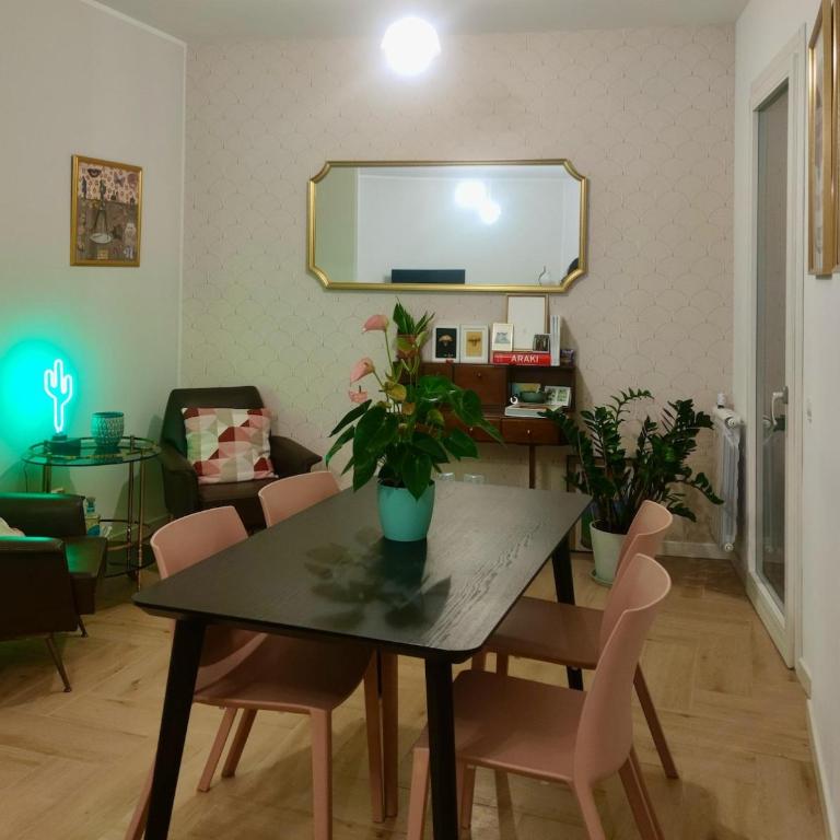Moderno bilocale con ampio balcone - Appartamento con 1 Camera da Letto - 2