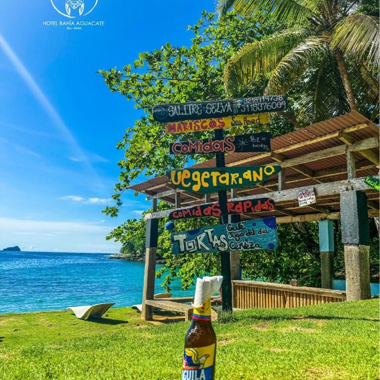 Hotel Bahía Aguacate - Family Room with Private Bathroom - 2