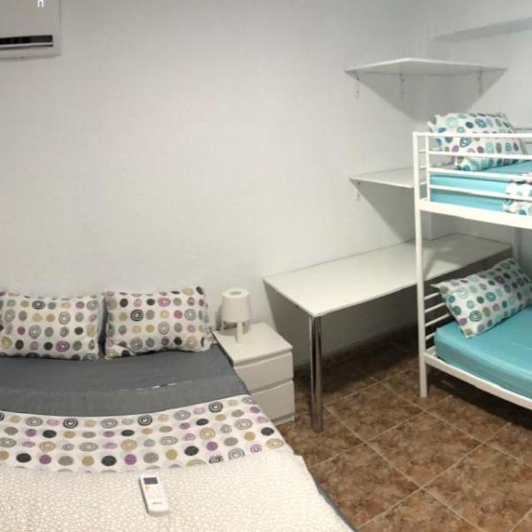 Alojamiento entero céntrico - Two-Bedroom Apartment - 4