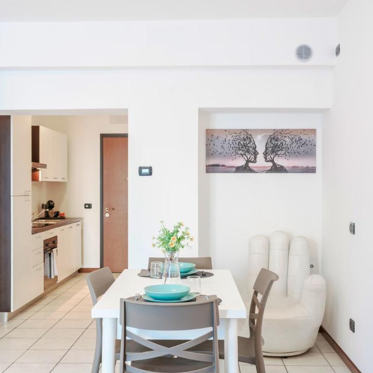 2 minuti dalla Stazione - Comfort & Design - Appartamento con 1 Camera da Letto - 3